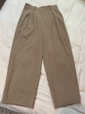 Lululemon Daydrift High Rise Wide Leg Pleated Trouser Pants 29" Sheer Oak Medium